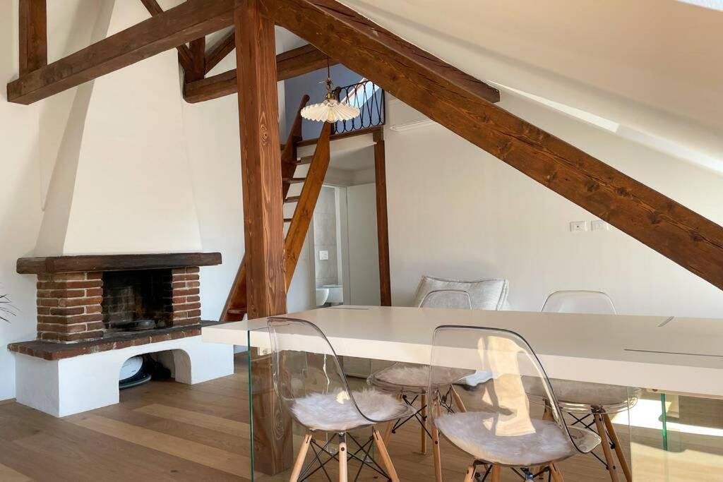 Design Apartment In The Heart Of Bolzano Exterior photo